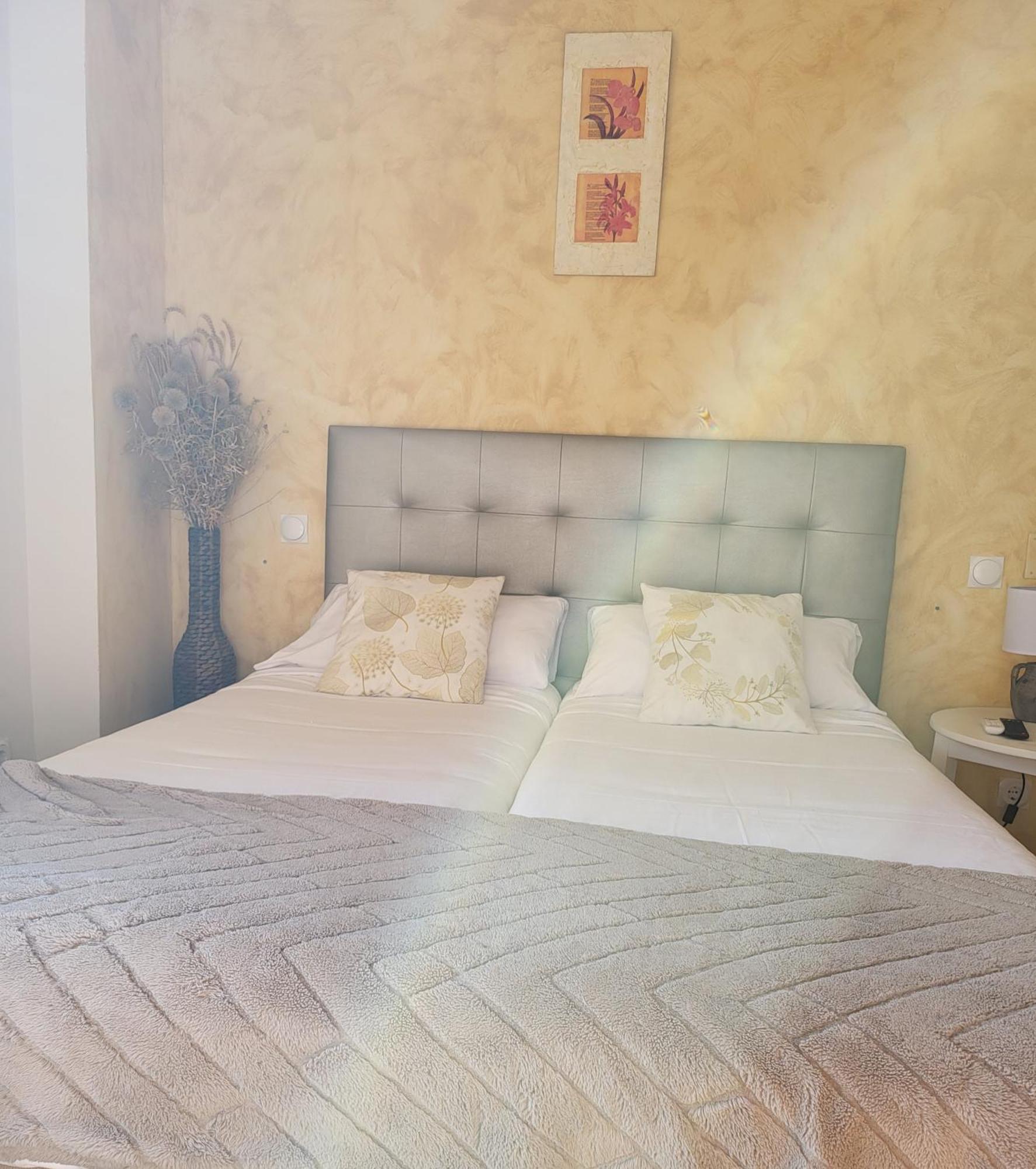 Hotel Rural Luna Llena Torremocha de Jarama Pokoj fotografie