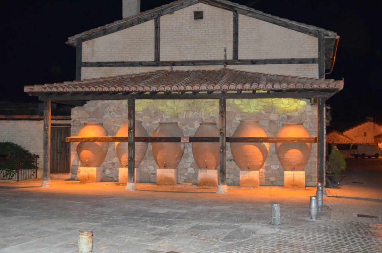 Hotel Rural Luna Llena Torremocha de Jarama Exteriér fotografie